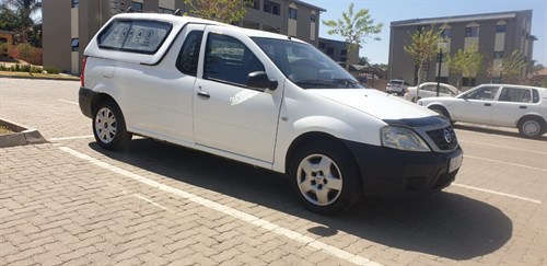 Nissan NP200 1.6i